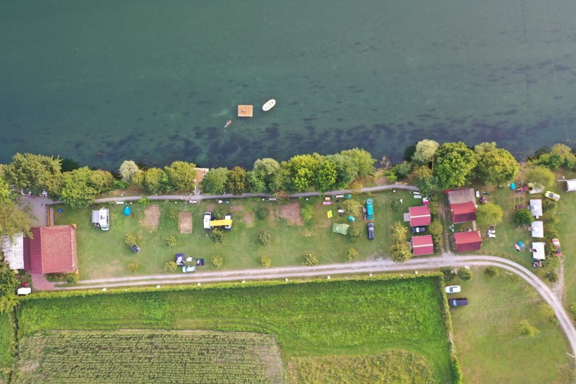 una-kamp-gelende-drone